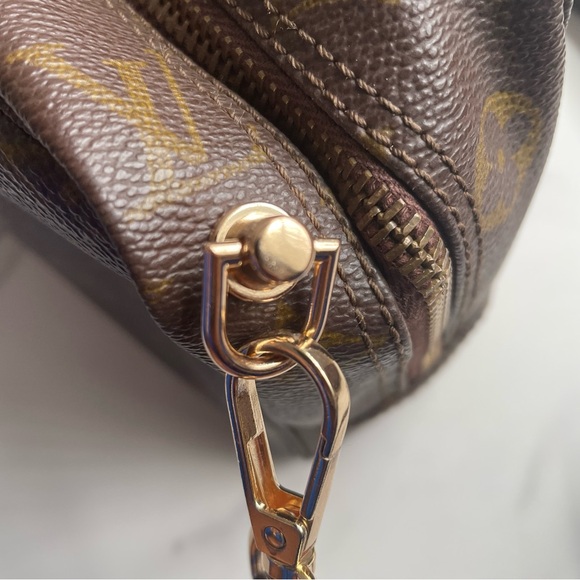 LV Monogram Handpainted Crossbody 🫦 - Picture 10 of 13